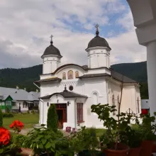 O lecție despre frumosul care se face dar