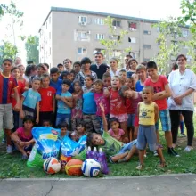 Clipe de bucurie pentru copiii instituţionalizaţi