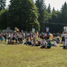 Educația tineretului trebuie să fie o prioritate constantă