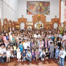 Iubirea de Biserică şi Neam întăreşte comuniunea românilor de pretutindeni