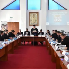 Au început lucrările Congresului Naţional „Hristos împărtăşit copiilor”