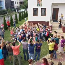 „Jocurile copilăriei în aer liber”, la Parohia Brâncuşi