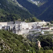 Moaştele Sfinţilor Trei Ierarhi aduse la pelerinajul din Bucureşti cu ocazia sărbătorii Sfântului Cuvios Dimitrie cel Nou – 2015