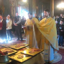 Daruri elevilor din partea comunităţii Parohiei Teşila I