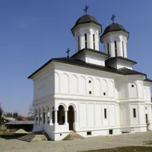 Artele și rugăciunea se împletesc la Câmpina