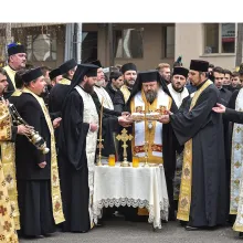Parastas de 40 de zile pentru victimele incediului de la clubul Colectiv