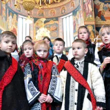 Colinda, actul liturgic al „purtătorilor de Dumnezeu”