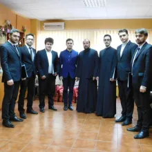 Colinde pentru vârstnicii din cadrul Complexului de Servicii Sociale „Floare Roşie”