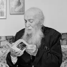 Un slujitor vrednic în ogorul Bisericii - Părintele Nicolae Marinescu (1915-2015)