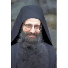 „Un duhovnic adevărat nu merge în fața ucenicilor săi, ci în spatele lor”