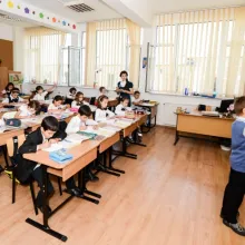 Disoluţia memoriei identităţii ca program educaţional