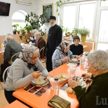 Ctitori de bătrâneți fericite