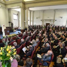 UN FAR AL ŞTIINŢEI ŞI CULTURII ROMÂNEŞTI
