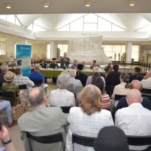 Muzeul de Istorie din Bucureşti: lansare de DVD și acordarea distincției „Crucea Patriarhală pentru mireni”