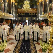 Biserica Sf. Spiridon Nou – Paraclis Patriarhal îşi sărbătoreşte hramul. Sf. Ier. Visarion, Arhiepiscopul Larisei, este unul dintre ocrotitorii spirituali