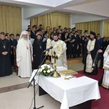 Patriarhul României a inaugurat prima Şcoală Postliceală Sanitară din Biserica Ortodoxă Română