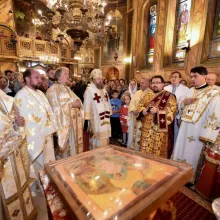 PS Timotei Prahoveanul la hramul Bisericii Zlătari: Vreme de mai bine de 200 ani, Biserica aceasta a mângâiat pe mulţi credincioşi