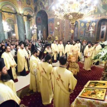 Slujba Privegherii în cinstea Sfântului Ierarh Nectarie, la Mănăstirea Radu Vodă