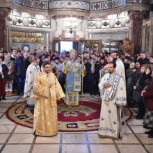 Hramul Bisericii Parc Domenii din București. PS Ieronim Sinaitul a oficiat Sfânta Liturghie