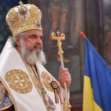 Patriarhul Daniel: 1 Decembrie este ziua sfântă a mulțumirii aduse lui Dumnezeu și a recunoștinței și cinstirii aduse eroilor făuritori ai unității naţionale!
