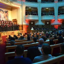 O nouă ediţie la Patriarhie a Concertului de colinde. Patriarhul Daniel: Postul Naşterii Domnului este perioada darurilor care se arată în faptele de milostenie