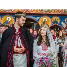 Patriarhul României îndeamnă: Să susținem familia tradițională!