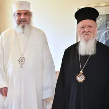 Patriarhul Daniel transmite felicitări Patriarhului Ecumenic cu prilejul zilei de naştere