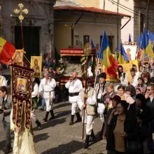 Bucureşti | A X-a ediţie a procesiunii „Icoana – Fereastră spre Dumnezeu”