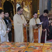 Biserica Delea Nouă din Capitală | Părinții slujitori au sfințit 54 de icoane