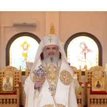 Patriarhul Daniel: Hristos prețuiește mult credința și iubirea smerită a celor care ajută pe cei bolnavi