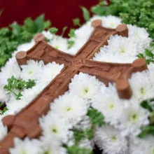 Patriarhul Daniel: 12 citate de întărire duhovnicească despre Sfânta Cruce