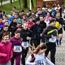 Crosul pentru viaţă 2017. Sute de persoane au alergat şi donat pentru o cauză nobilă
