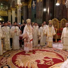 Vecernia de Paşti la Patriarhie | „Toate popoarele sunt chemate să asculte vestea cea bună a biruinţei lui Hristos asupra morţii”