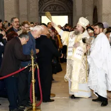 Un nou lăcaş de cult în Ploieşti. Avem de învăţat din dragostea păstorilor de suflete care iniţiază astfel de lucrări, spune PS Timotei Prahoveanul