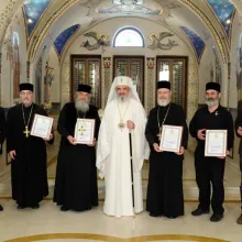 Șase specialiști în iconografie au primit distincții din partea Patriarhului Daniel