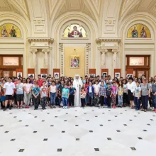 Palatul Patriarhiei | O sută de copii s-au întâlnit cu Patriarhul României de ziua lor