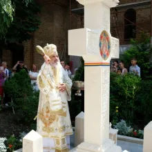 Mănăstirea Antim | Troiţă şi muzeu dedicate membrilor mișcării spirituale „Rugul Aprins”