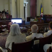 O poartă a cerului între istorie şi eternitate