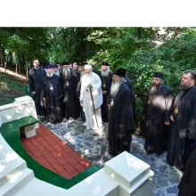 An comemorativ 2017 | Membrii Sfântului Sinod au vizitat popasul Patriarhului Justinian Marina