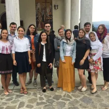 Activităţi dedicate tinerilor la Mănăstirea Caraiman: Tabăra „Tradiție și noutate”