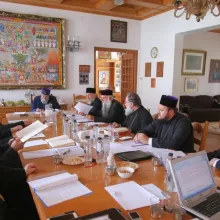 S-a întrunit Comisia teologică, liturgică şi didactică a Sfântului Sinod. Se lucrează la o ediţie îmbunătăţită a Liturghierului