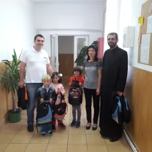 Campanie socială pentru prevenirea abandonului școlar. Demersul este inițiat de Voluntarii Paraclisului CMN