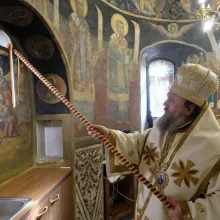 Să fim neîncetat mărturisitori ai lui Hristos în această lume, a îndemnat PS Timotei la resfinţirea Bisericii Sf. Sofia din Capitală