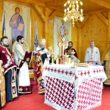 Hramul Paraclisului Catedralei Naționale | Sute de credincioși au participat la slujba Privegherii