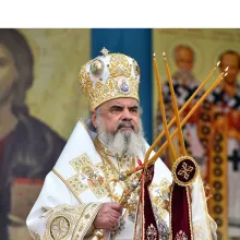 Patriarhul Daniel: Bogăţia şi sărăcia nu sunt un scop în sine – pot fi prilej de apropiere sau îndepărtare de Dumnezeu şi semeni