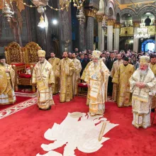 Naşterea Domnului la Patriarhie | Mântuitorul Hristos a venit să mântuiască lumea şi să sfinţească întreg Universul, spune Patriarhul României