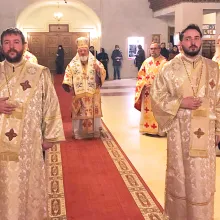 PS Varlaam despre coslujirea clericilor din Sectorul 6 al Capitalei: „Este un moment de întărire a comuniunii şi dragostei noastre frăţeşti”