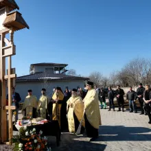 Piatră de temelie pentru capela cimitirului Străuleşti | Iubirea pentru cei adormiţi este mai tare decât moartea