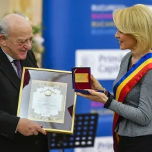 Aurel Vainer – cetățean de onoare al Municipiului București. PF Daniel: „reprezintă un exemplu de solidaritate şi cooperare”