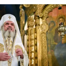 La început de post, Patriarhul Daniel evidenţiază: Iertarea aproapelui implică o răstignire a propriului egoism şi deschide sufletul spre înviere